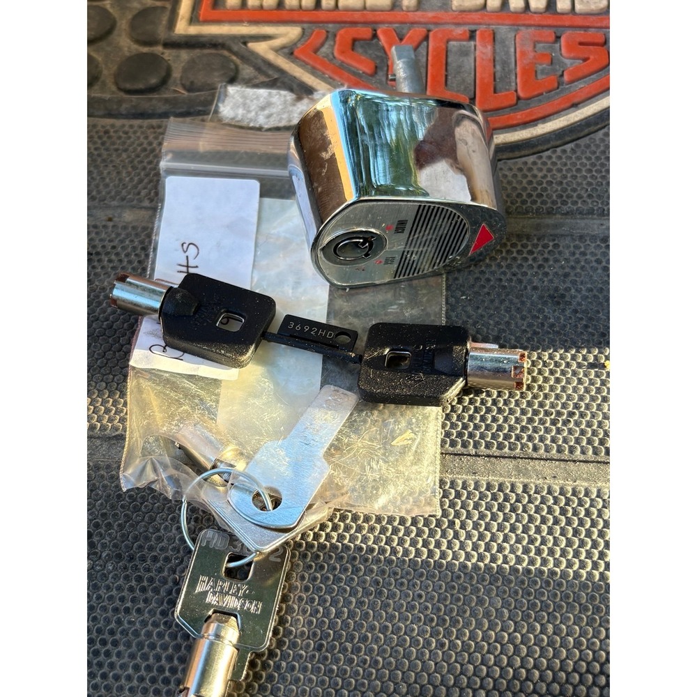 OEM Harley Davidson Road King Switch Cover Dash Panel Fork Lock w/ Keys 3692HD